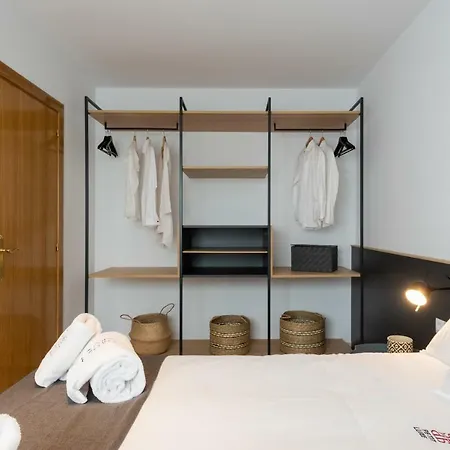 Petit Luxe Egara Appartement Terrassa Buitenkant foto